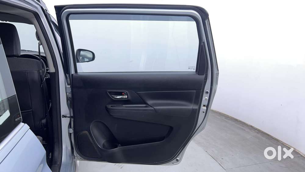 Maruti Suzuki Xl6 1.5 Zeta Mt, 2022, Petrol