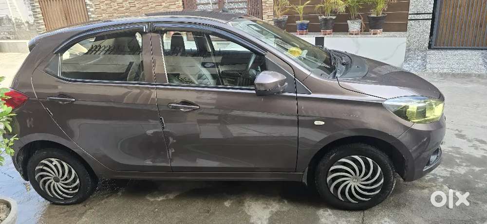 Tata Tiago 2017