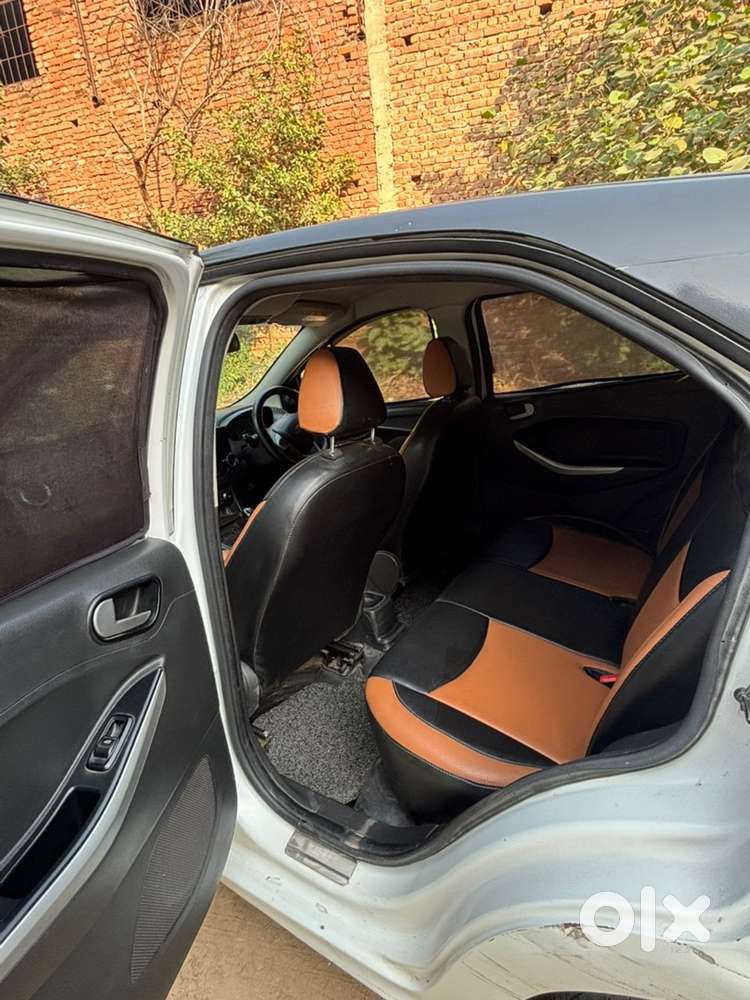Ford Figo Petrol 2019