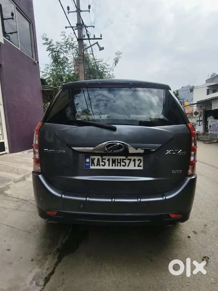 Mahindra Xuv500 2.2 Diesel 2015