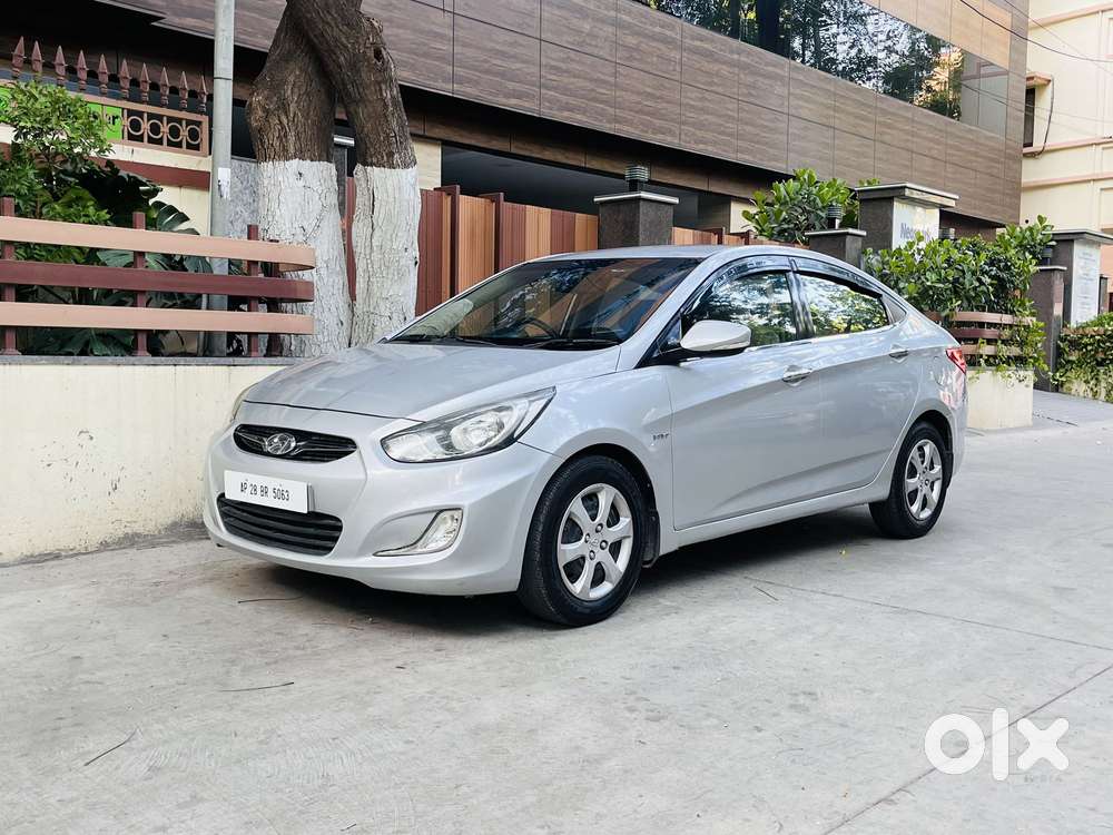 Hyundai Verna, 2012, Petrol