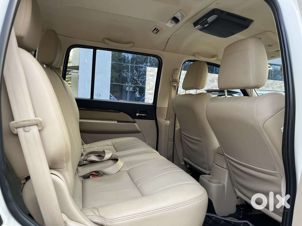 Ford Endeavour 3.2 Titanium At 4x4, 2014, Diesel