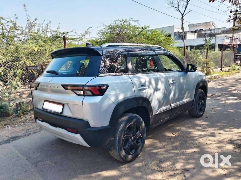 Maruti Suzuki Brezza 1.5 Zxi Smart Hybrid Dual Tone, 2023, Petrol