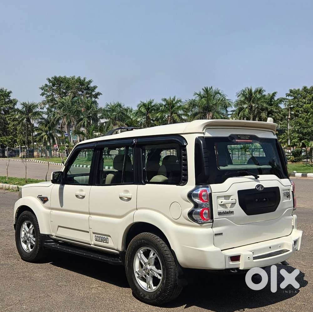 Mahindra Scorpio S10 At 2wd, 2017, Diesel