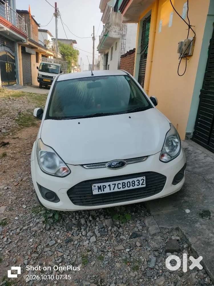 Ford Figo Zxi 2014