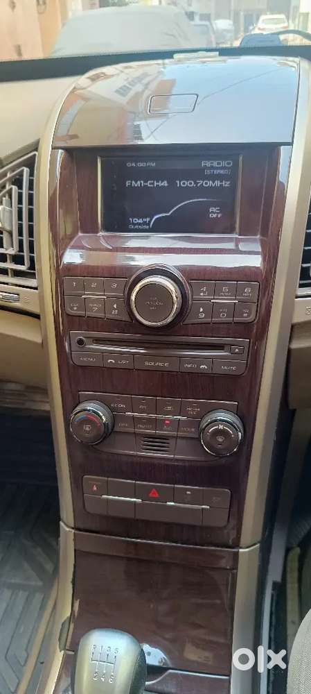 Mahindra Xuv500 W6 2014 Diesel  1.59l Km  3rd Owner