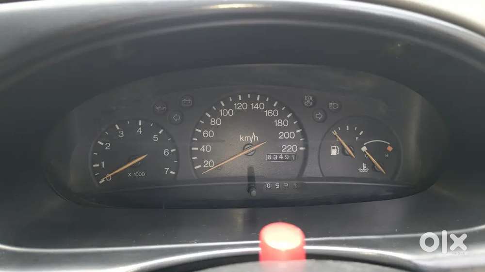 Ford Ikon Rocam 2004 Petrol