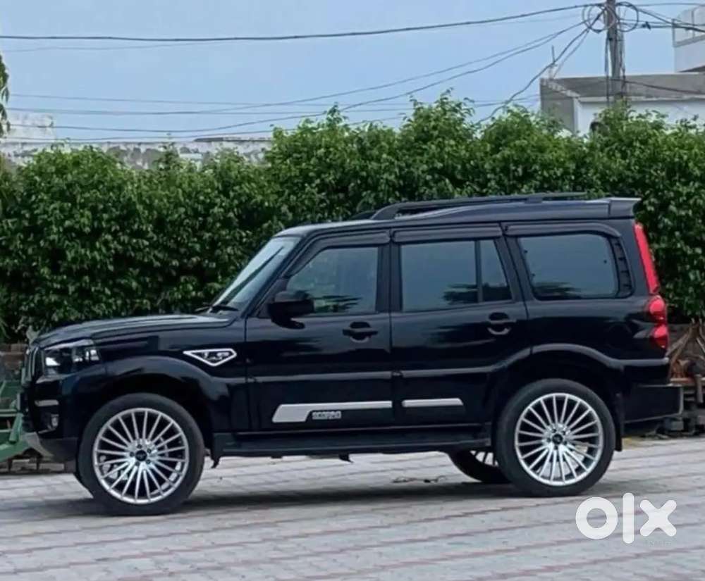 Mahindra Scorpio 2023 S11 Pb-65 Brand New
