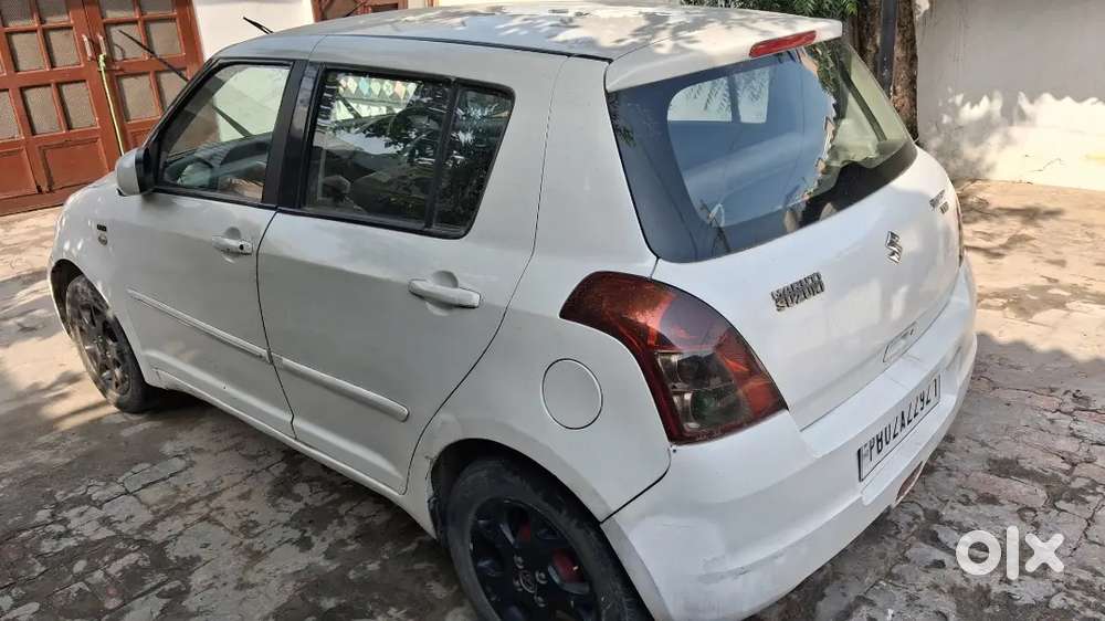 Maruti Suzuki Swift 2008 Diesel 112009 Km Driven