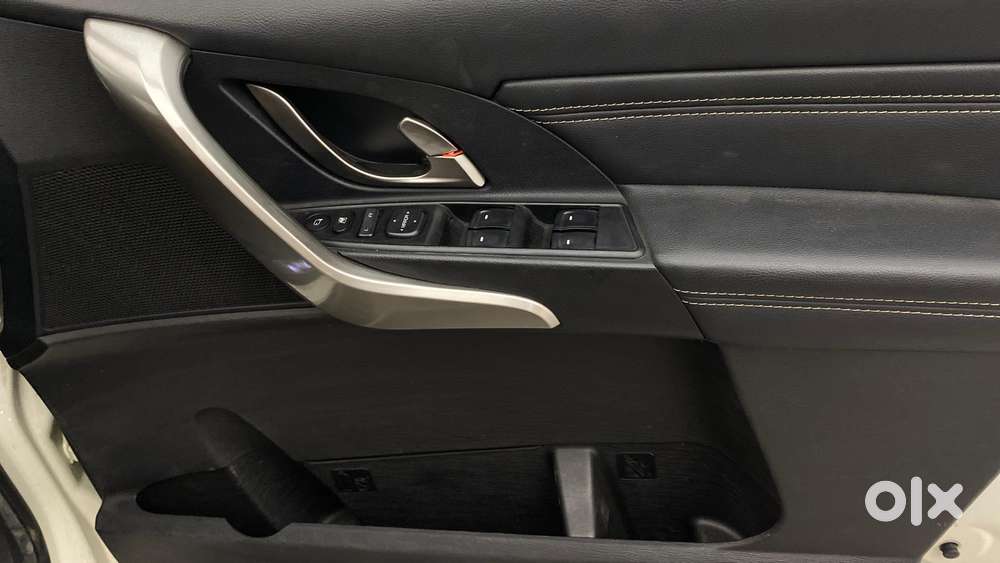 Mahindra Xuv500 W11, 2021, Diesel