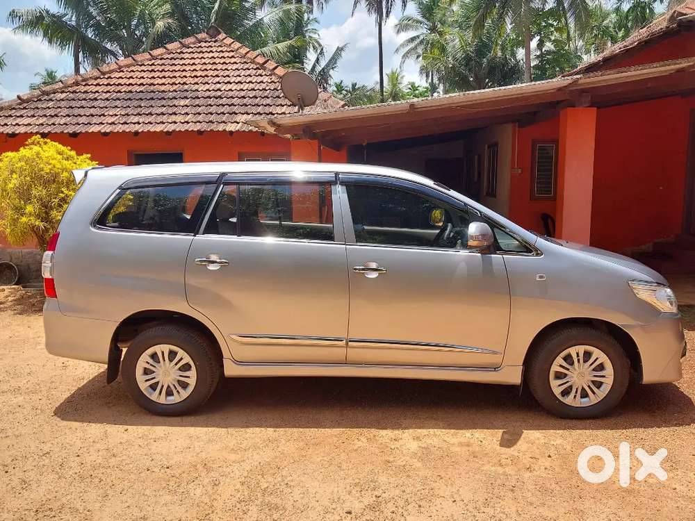 Toyota Innova 2.5 Gx 2015