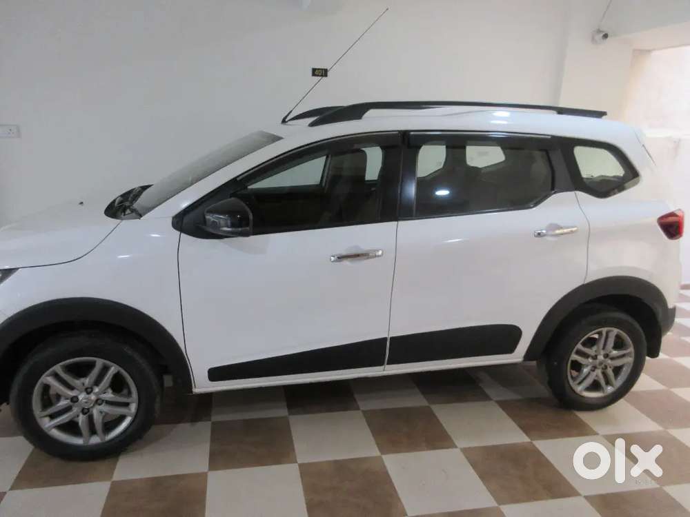 Renault Triber 2023 Petrol 43000 Km Driven Top Model