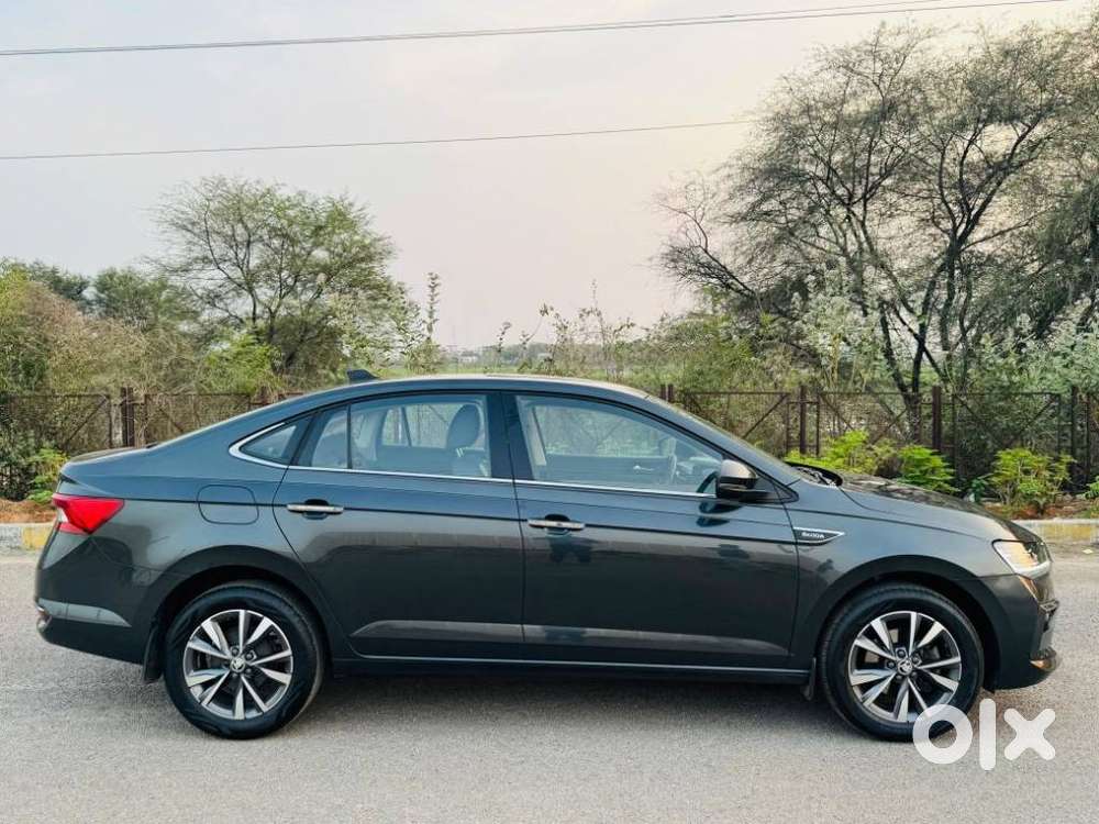 Skoda Slavia Style Matte 1.0 Tsi At, 2022, Petrol
