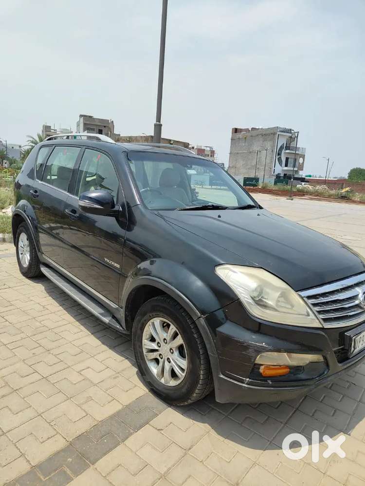 Rexton  Automatic Gadi Hai