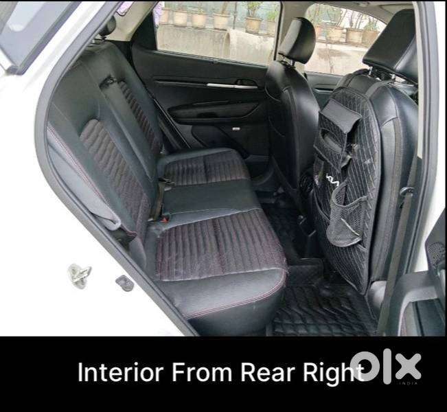 Kia Sonet White [aug 2022 - Bh Passing] Gtx Plus 1.5 At Dual Tone