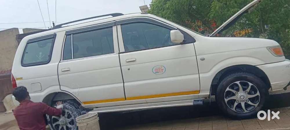 Chevrolet Tavera Neo 2017