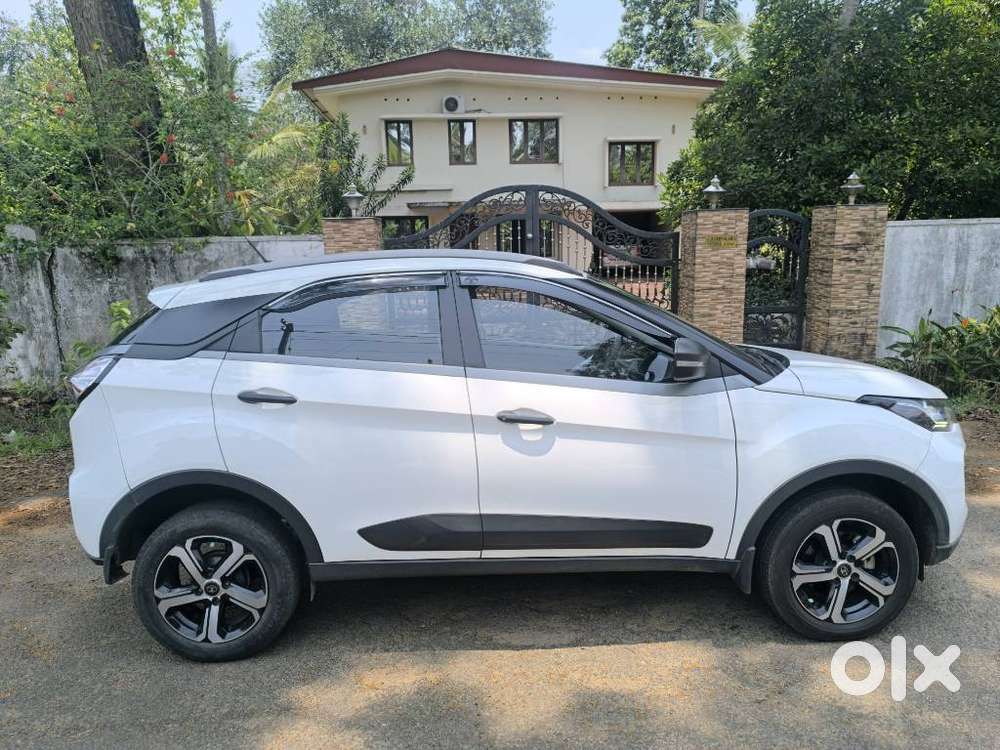 Tata Nexon 1.5 Revotorq Xm (s), 2021, Diesel