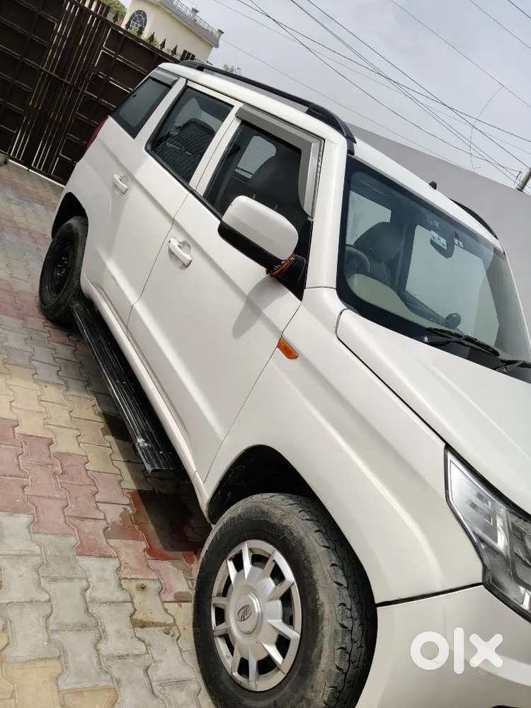 Mahindra Tuv 300 Model 2016