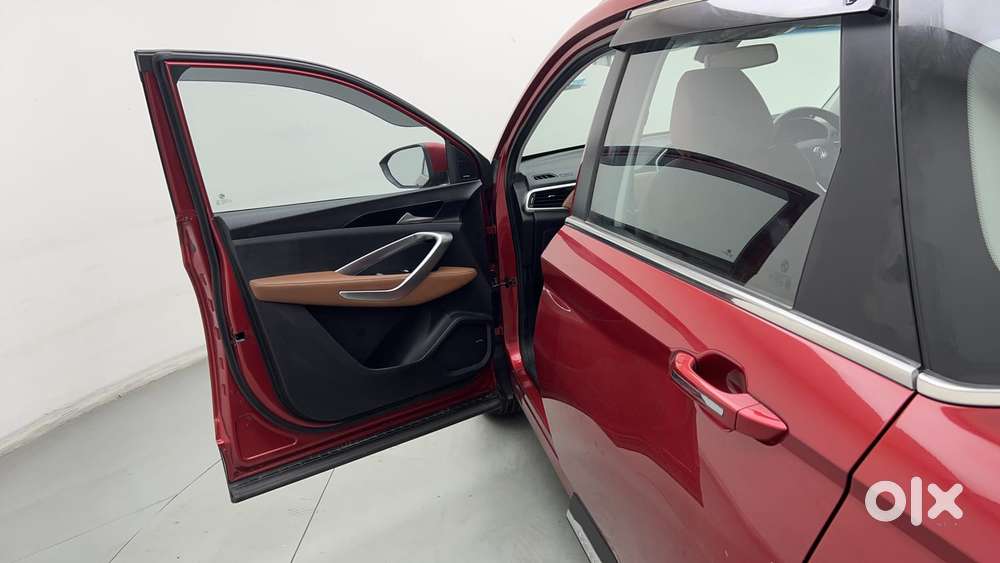 Mg Hector Plus 1.5 Sharp Dct, 2022, Petrol
