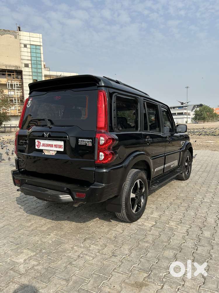 Mahindra Scorpio Classic 2.2 S 11 Mt 7 Cc, 2024, Diesel