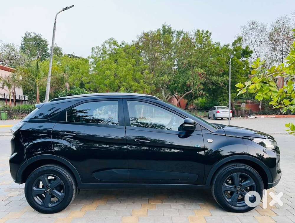 Tata Nexon Ev Xz Plus Dark Edition, 2022, Electric