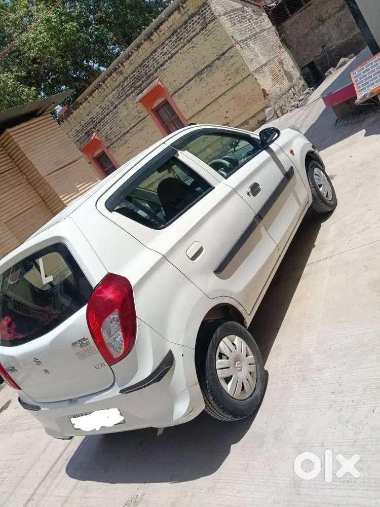 Good Condition Family' Car
Cilld Ac,tayer 80'/.