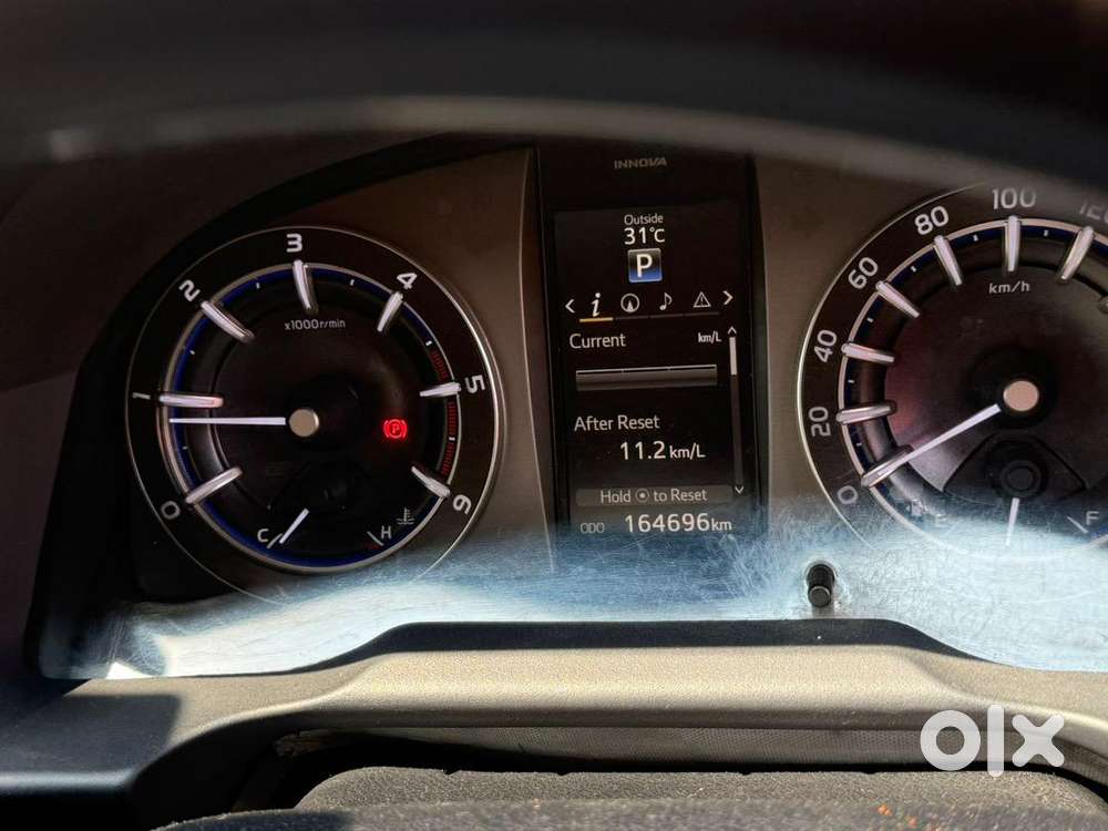 Toyota Innova Crysta 2018 Diesel Well Maintained
