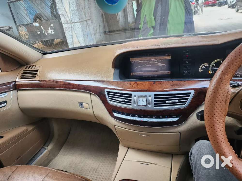 Mercedes-benz S-class 2009