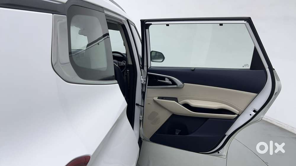 Kia Carens 1.5 Luxury Plus Diesel At 6 Str, 2024, Diesel