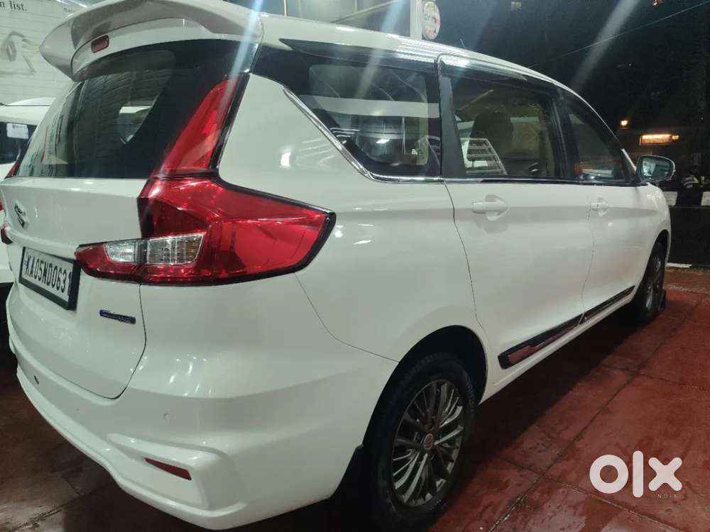 Maruti Suzuki Ertiga 1.5 Vxi, 2021, Petrol