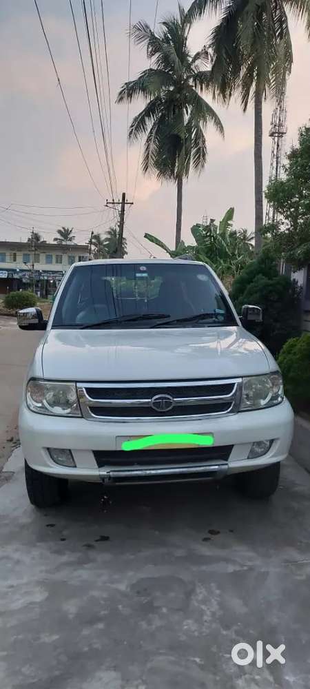 Tata Safari Dicor 2012