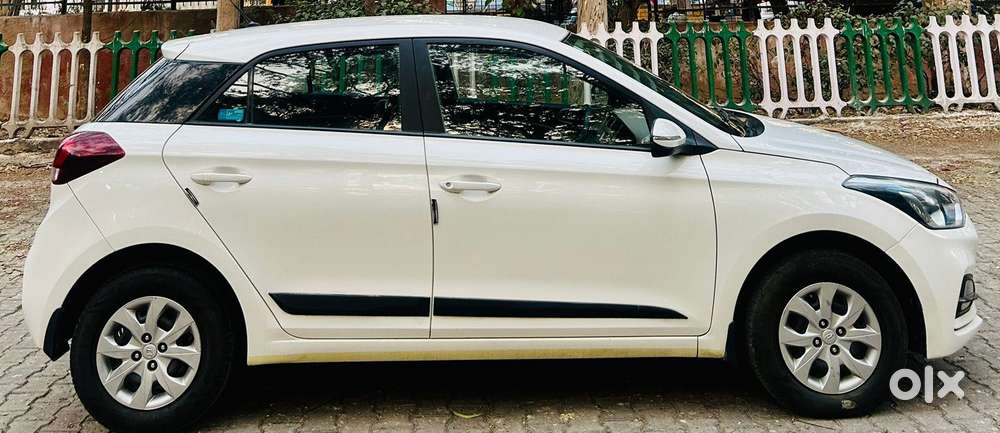 Hyundai I20 Sportz 1.2 Bs-iv, 2018, Petrol
