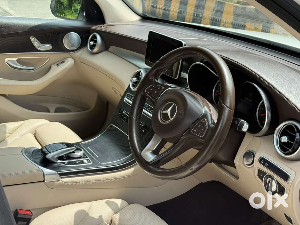 Mercedes-benz Glc, 2019, Petrol