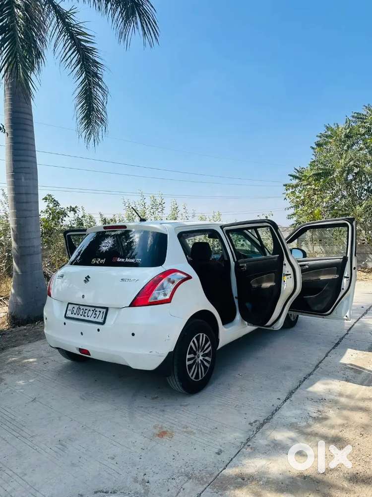 Maruti Suzuki Swift Lxi 2013