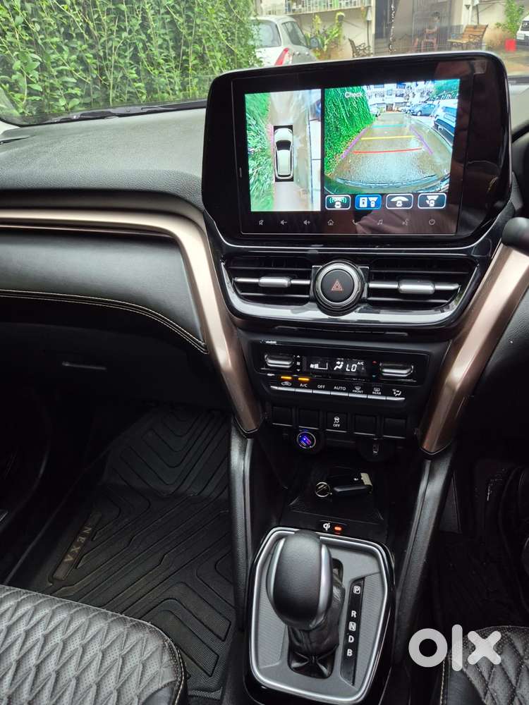 Maruti Suzuki Grand Vitara 1.5 Alpha Plus Intelligent Hybrid Ecvt, 2..