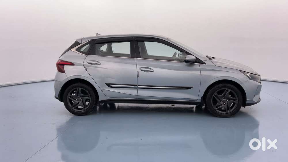 Hyundai I20 Sportz 1.2 Mt, 2023, Petrol