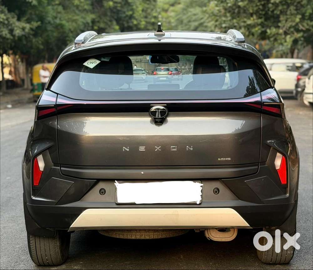 Tata Nexon Creative Plus 1.2 Revotron Petrol 6 Mt, 2025, Cng & Hybri..