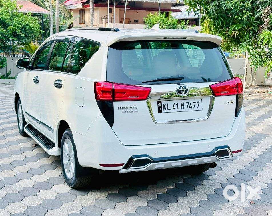 Toyota Innova Crysta 2.4 Vx Mt, 2017, Diesel