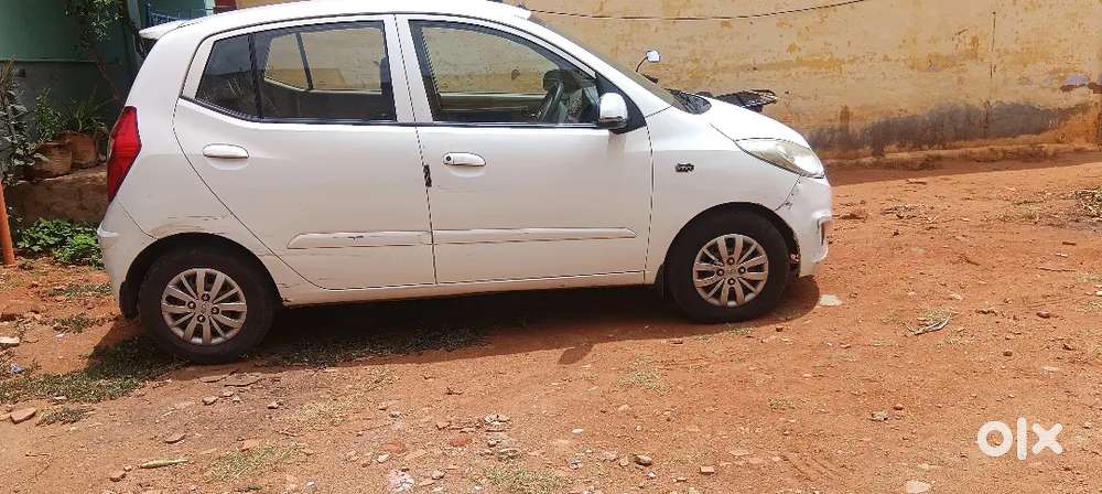 Hyundai I10 1.2 Sportz 2013