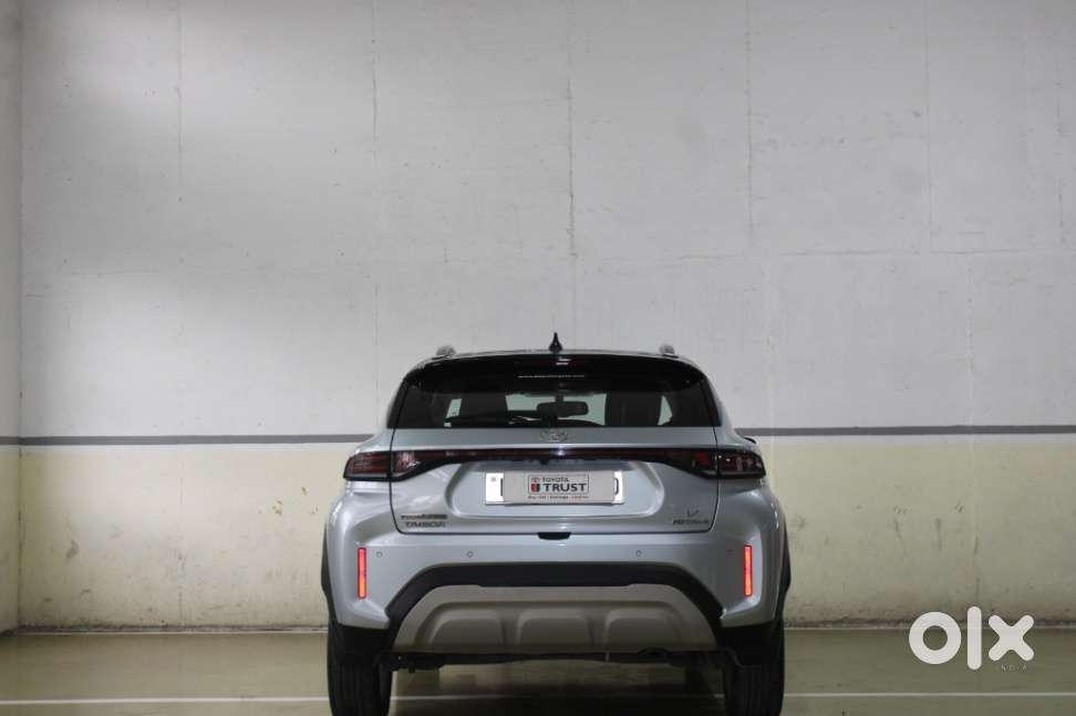 Toyota Urban Cruiser Taisor V 1.0 Petrol Mt, 2024, Petrol