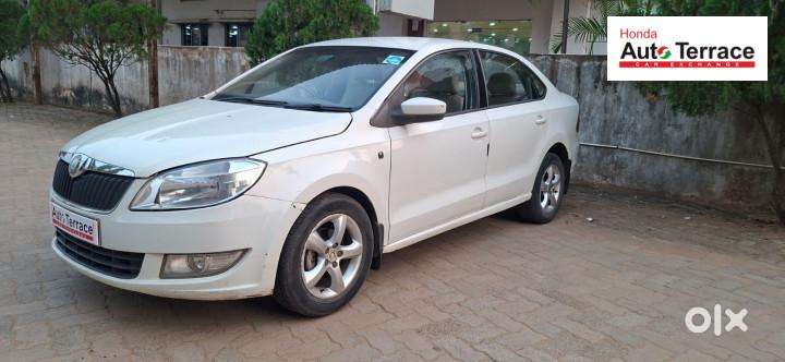 Skoda Rapid 1.6 Elegance Tdi, 2012, Diesel