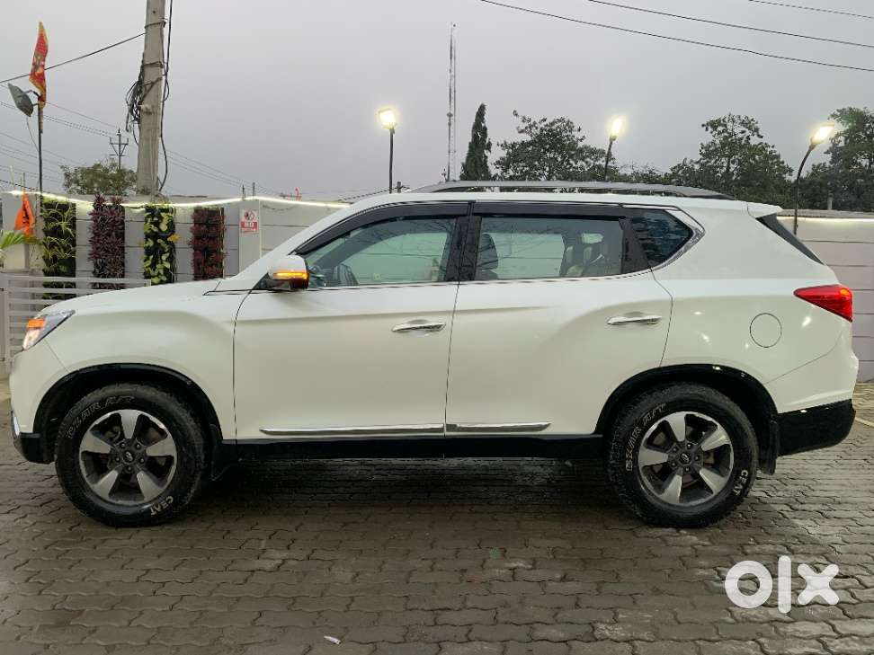 Mahindra Alturas G4 4wd At, 2019, Diesel