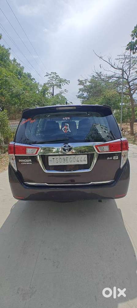 Toyota Innova Crysta 2.7 Zx At, 2016, Diesel