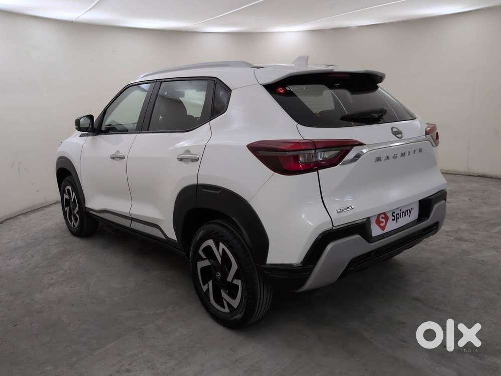 Nissan Magnite Xv Turbo, 2022, Petrol