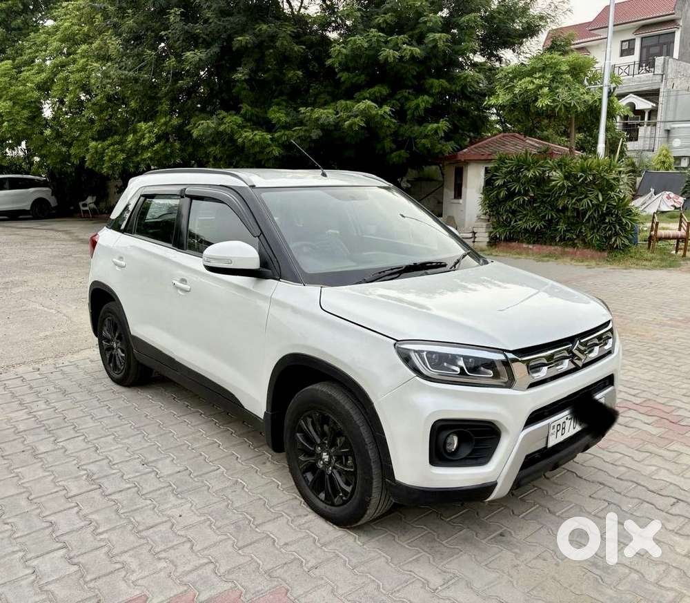 Maruti Suzuki Brezza 1.5 Zxi Smart Hybrid, 2021, Petrol