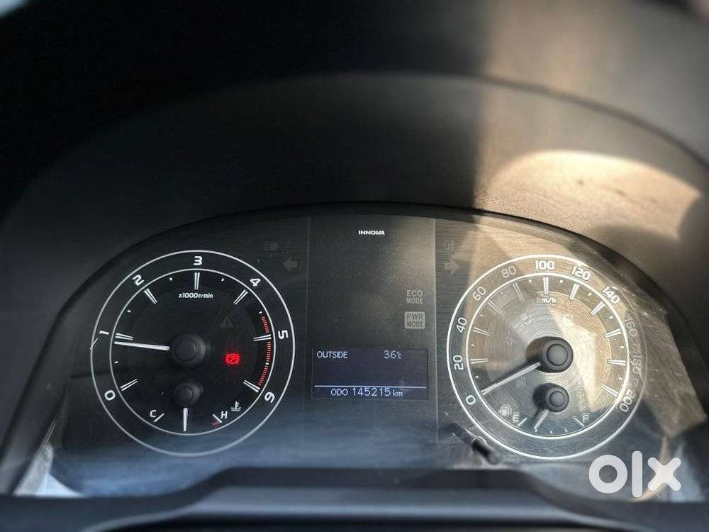 Toyota Innova Crysta 2.4 Gx Mt, 2017, Diesel