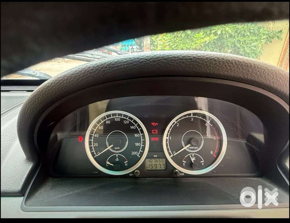 Tata Safari Storme 2016
