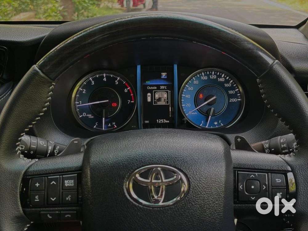Toyota Fortuner 4x2 At 2.7 Petrol, 2026, Petrol