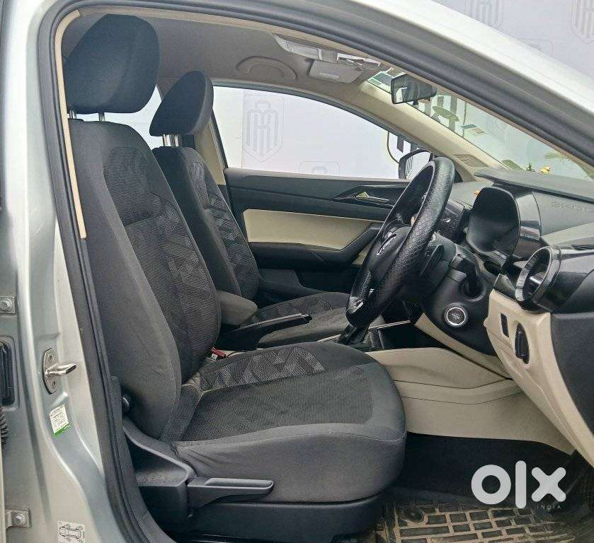 Skoda Slavia 1.0 Ambition Tsi, 2023, Petrol