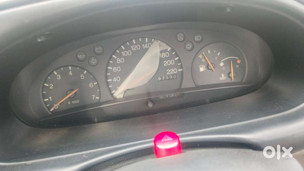 Ford Ikon, 2005, Petrol